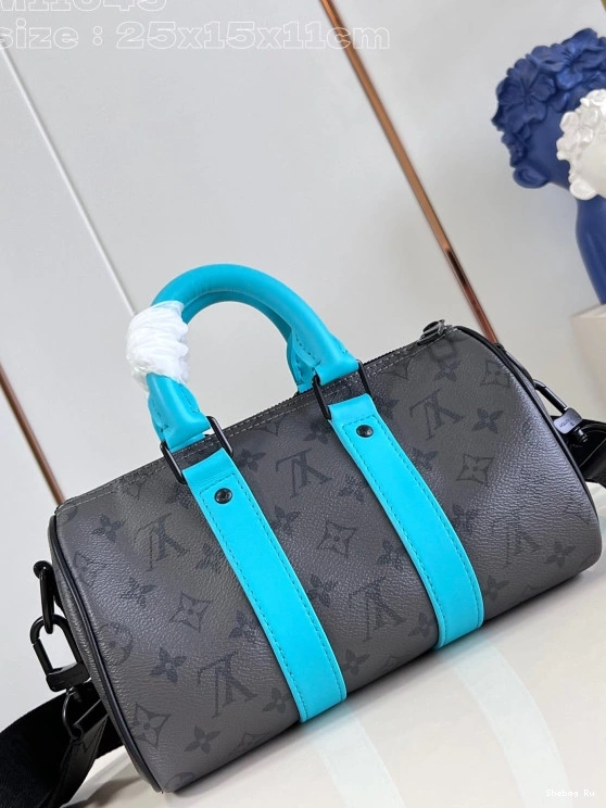 25 VUITTON KEEPALL BANDOULIÈRE LOUIS 0823